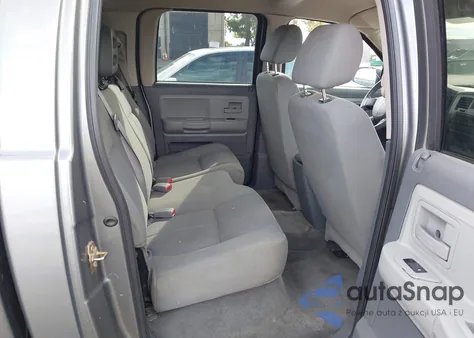 2006 Dodge Dakota Slt z USA, uszkodzony, nr VIN 1D7HE48N66S588811